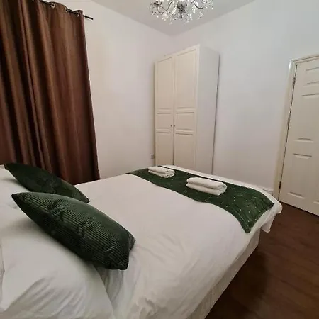 Canary Wharf Home Stay